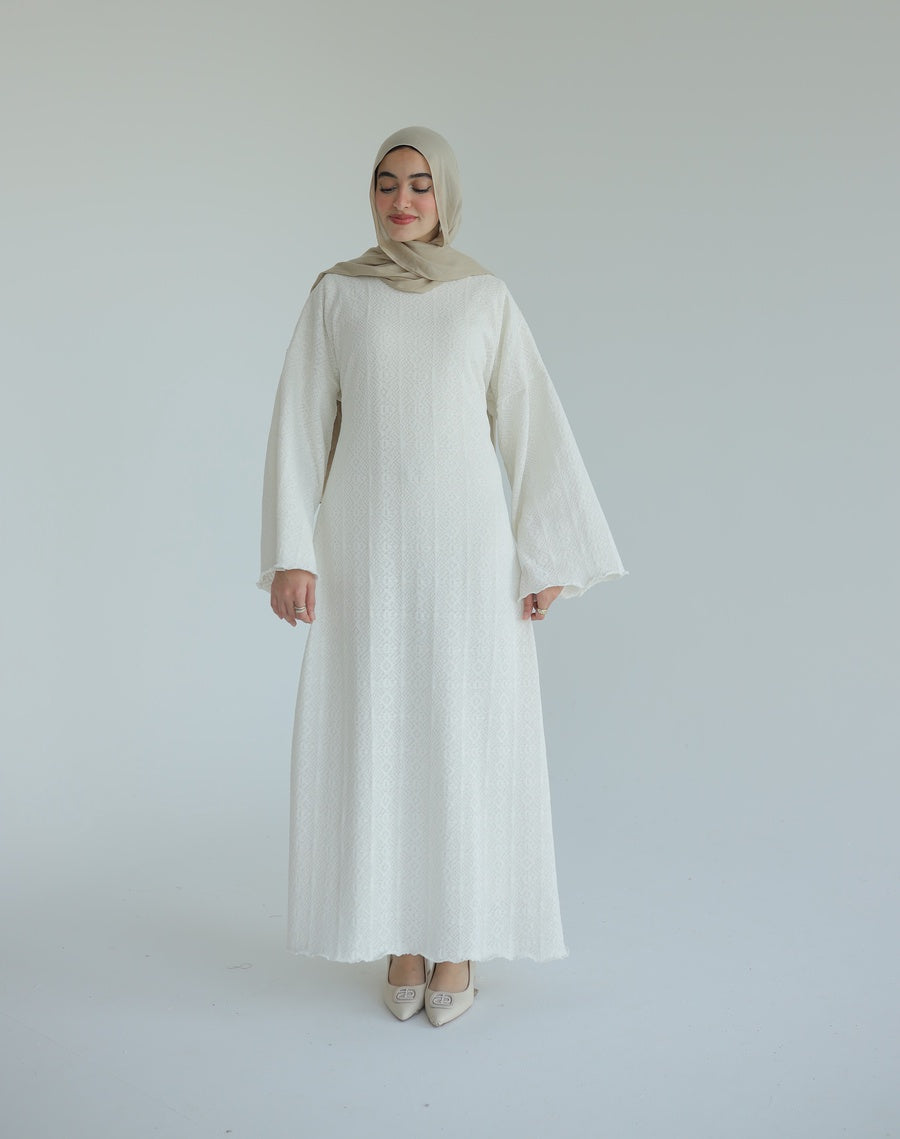 The Meraa Dress in white