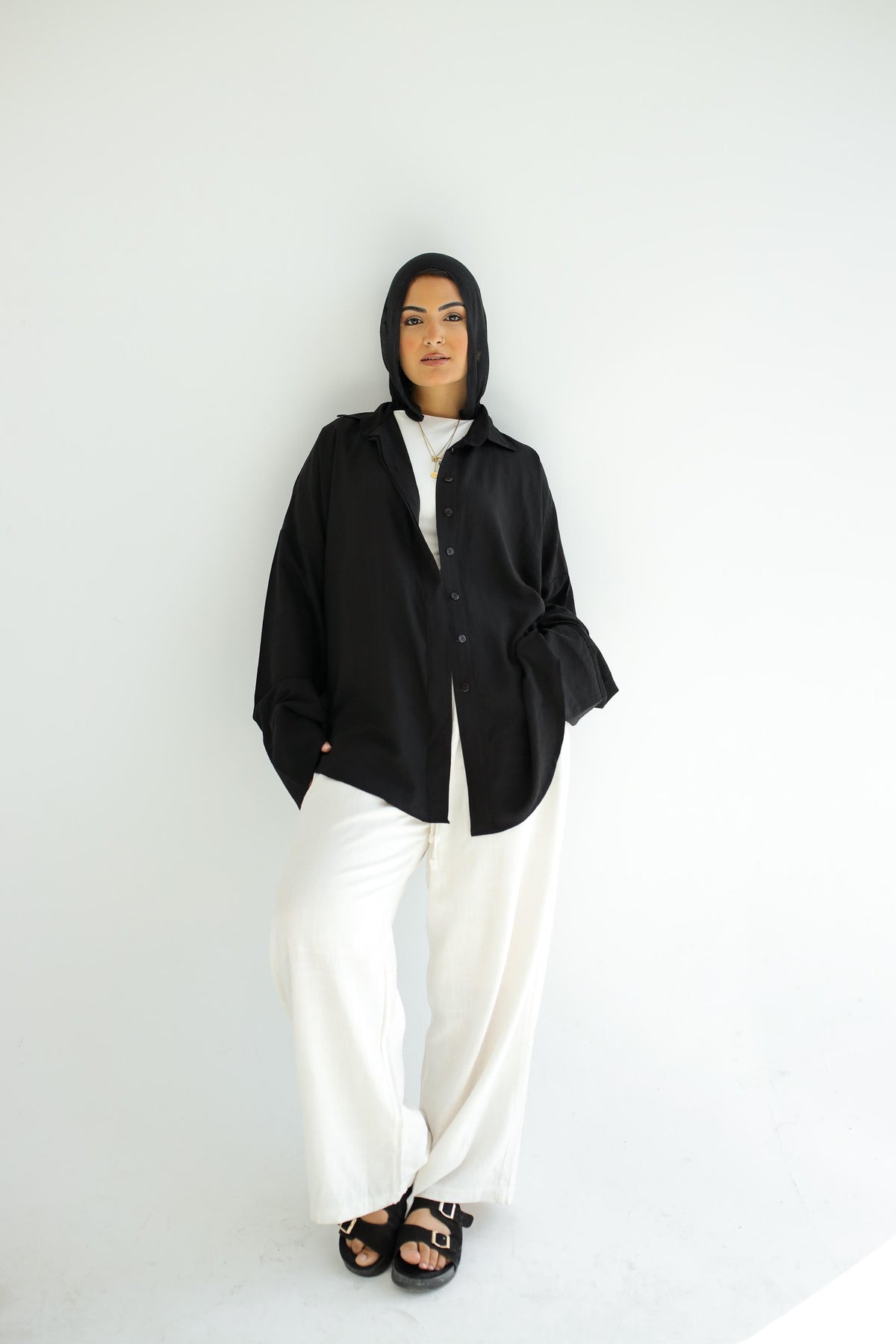 Oversized linen shirt in Black